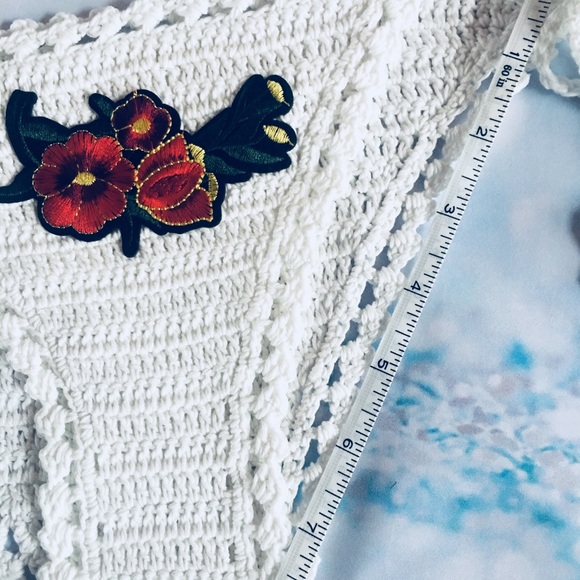 COPY - COPY - Roses appliqué  crochet bikini bottom - Picture 7 of 9